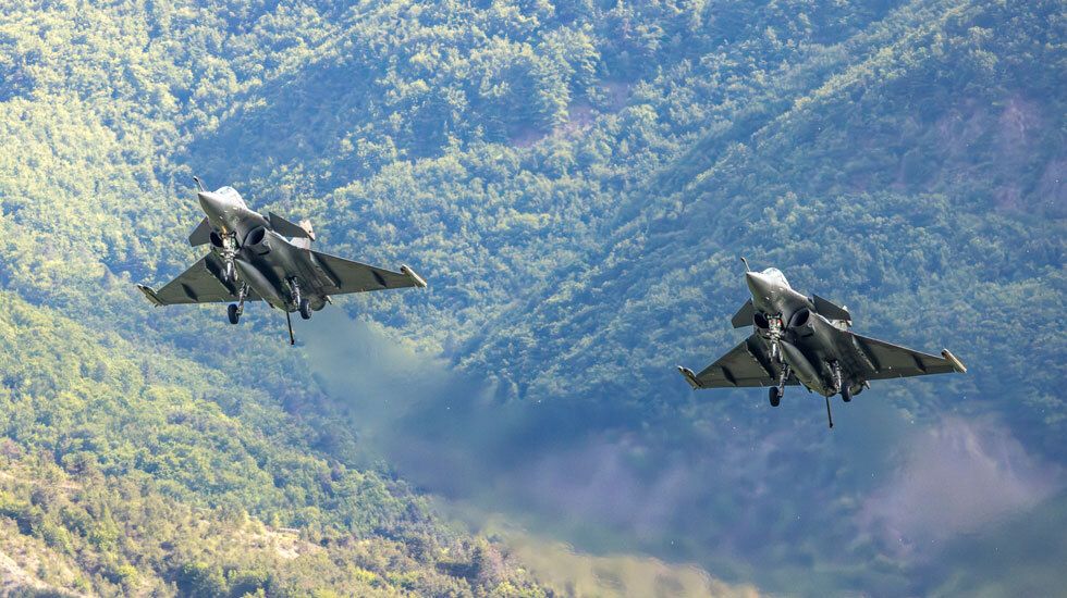 Defense industry: insurers on the front line of financing